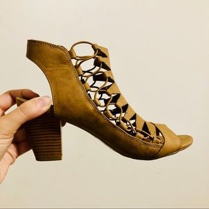 Cut Out Detail Wedge Heel